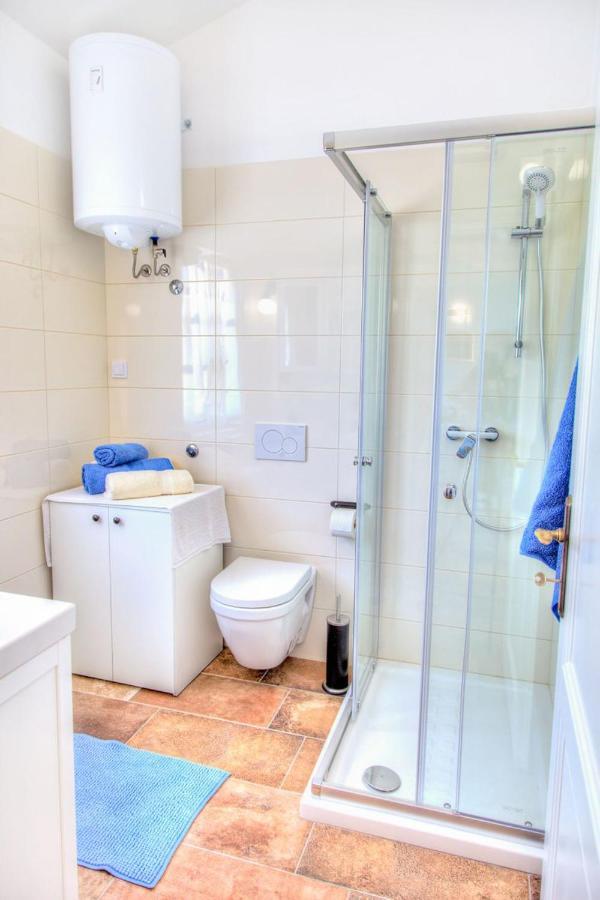 Apartments Petra Near Beach Veruda Ngoại thất bức ảnh