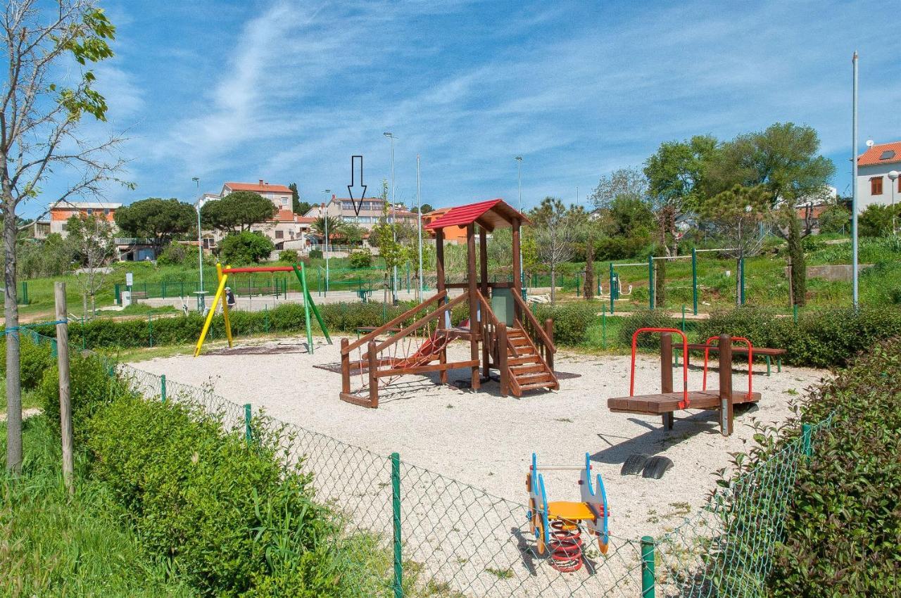 Apartments Petra Near Beach Veruda Ngoại thất bức ảnh