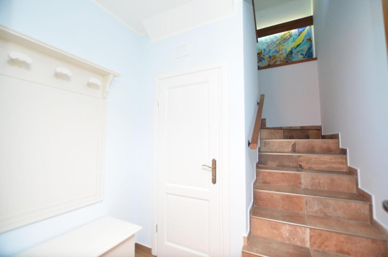 Apartments Petra Near Beach Veruda Ngoại thất bức ảnh